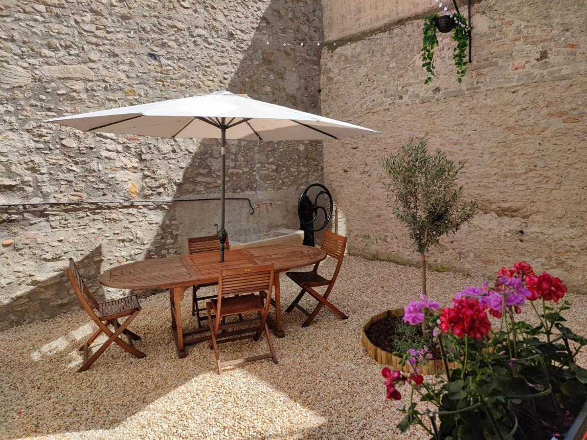 شقة Le Jardin Secret Conciergeriedamecarcas قرقشونه المظهر الخارجي الصورة